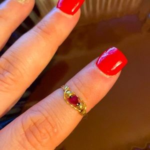 Gold and Garnet ring